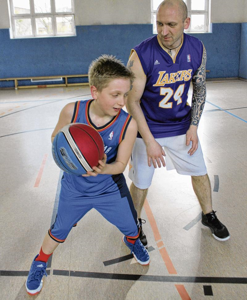 Papa Falko und Jacy schenken sich seit Jahren im Training nichts. Foto: Stefanie Peters