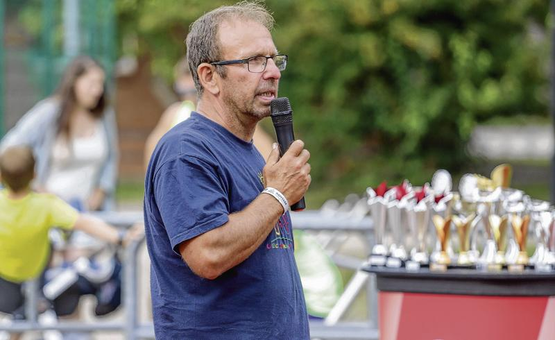 Rennleiter Frank Greiner-Mai freute sich über die vielen Läuferinnen und Läufer. Rennleiter Frank Greiner-Mai freute sich über die vielen Läuferinnen und Läufer.