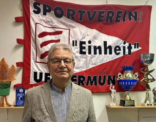 Dieter Salow, Vorsitzende des SV Einheit Ueckermünde, sieht den Verein gut aufgestellt. Mögliche Kostenerhöhungen für die Nutzung der Sporthallen könnten für die Vereine aber ein Problem werden. Foto: Stefanie Peters