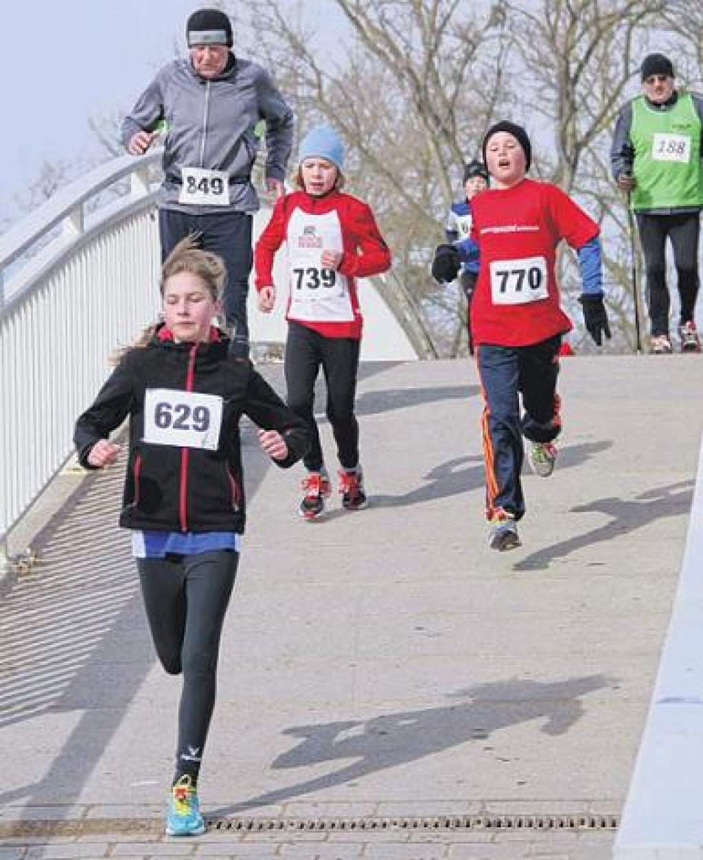 Triathlet Friese gewinnt 22. Frühlingslauf
