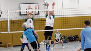 Die Straßburger, hier im Angriff, treffen in Misdroy auf Open Sea Swinemünde und Pädagogik Neubrandenburg. Foto: Dannenfeldt