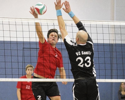 Volleyballer vom Haff feiern ersten Saisonsieg