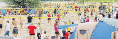 Die Vorfreude steigt: Nur noch eine Woche bis zur großen Beachvolleyball-Sause am Haff