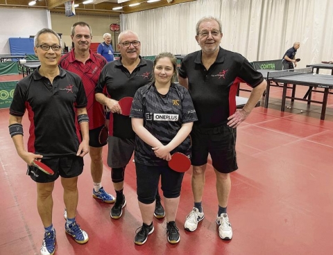 Tuan Trinh, Jörn Klünder, Jürgen Schmidt, Carola Schmidt, und Peter Nolles (von links) vom der Sektion Tischtennis des SV Einheit Ueckermünde haben in Lübeck viel gelernt. Foto: ZVG