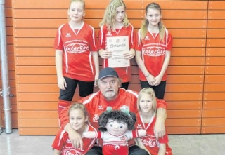 Volleyball-Kücken vom Haff feiern ihren größten Erfolg